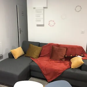 8 Couchages 201 , Laveissière France